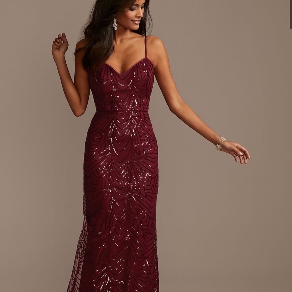 David’s Bridal geometric dress 💃🏻